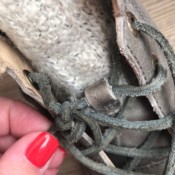 Women’s Sperry Ankle Shoes - Picture 7 of 7